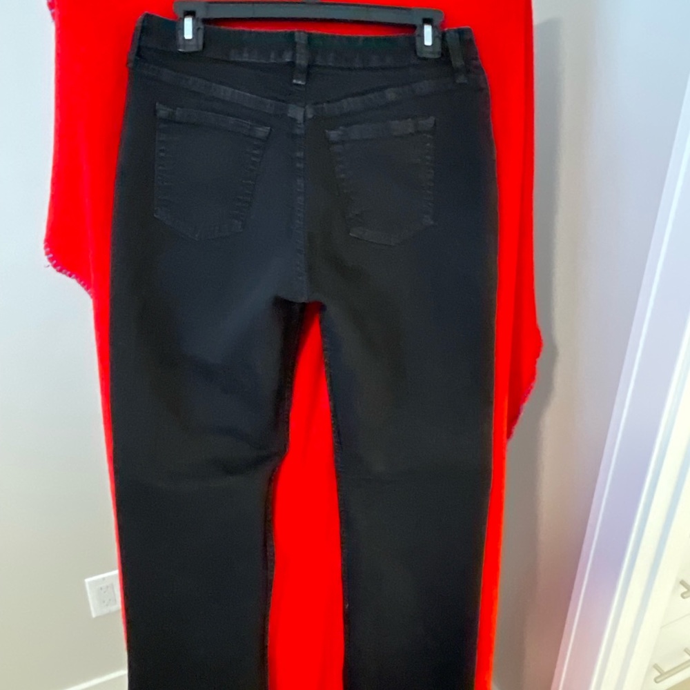 Brand: Riders by Lee
Pants Size: 8P (Black)
